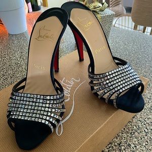 SOLD-Authentic Christian Louboutin 38.5/7.5 US